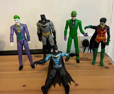 DC Comics Spin Master 12" Action Figure Lot of 5 - Batman, Joker, Robin, Riddler - Complete Capes