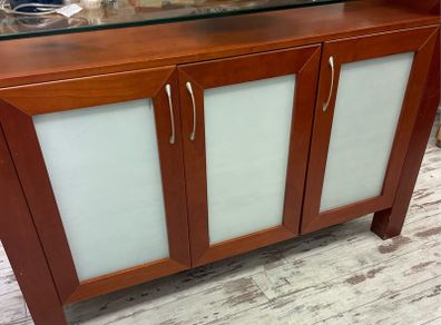 sideboard