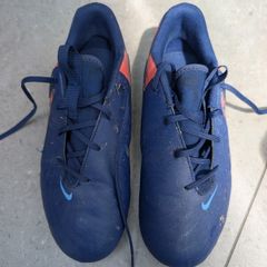 Nike force 9 football boots