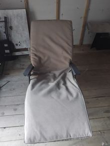 sun lounger