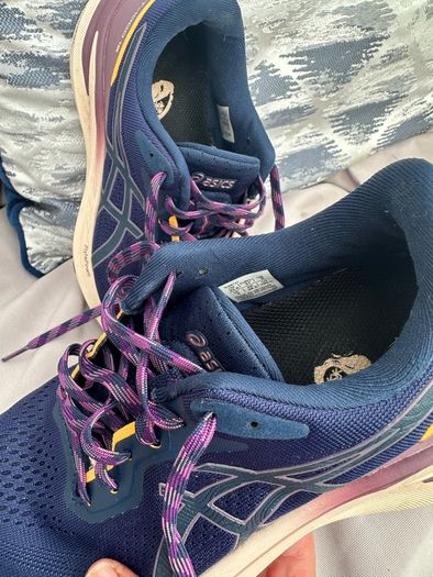 oasics trainers