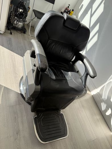 barber chair