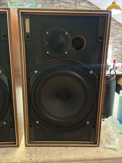 Goodmans Mezzo SL Speakers