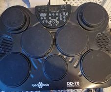 Electronic drum pads