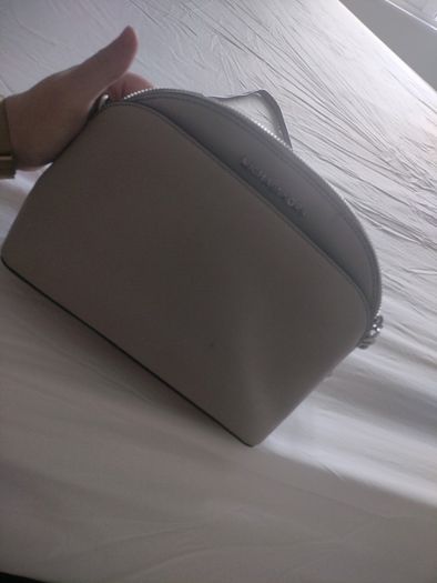 Michael kors light grey cross body bag