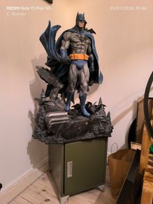 Batman - 1/3 Prime 1 Hush Statue - (not Hot Toys / Sideshow)