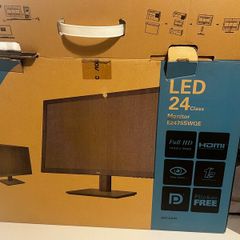 Like New AOC Monitor Display 24" + Stand+ keyboard
