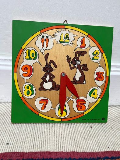 vintage SIO wooden learning clock from the 1970s.