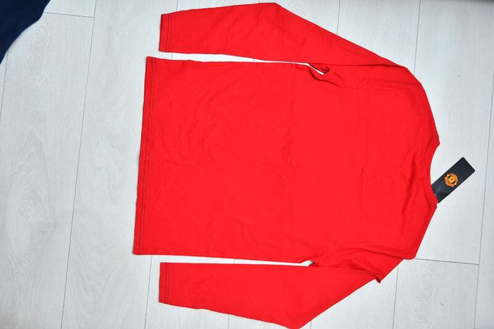 Manchester United Men's Long Sleeve T Shirts