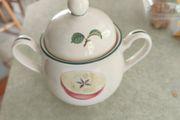 Noritake Apple Crisp Sugar Bowl with Cover