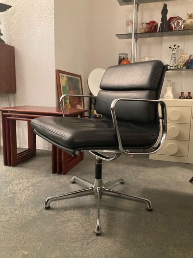 Eames EA208 Soft Pad Chair - Warehouse and Showroom Open Saturday 25th April 12 til 4pm  Eircode R95T227
