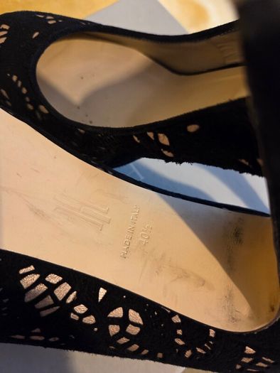 Beautiful Black Gold heels by Hobbs London, size 7