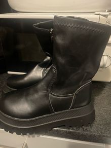 size 4 boots new
