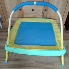 Kids indoor trampoline
