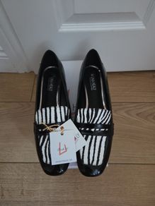 BNWT Designer Una Healy Zebra Loafers
