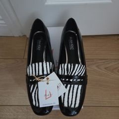 BNWT Designer Una Healy Zebra Loafers