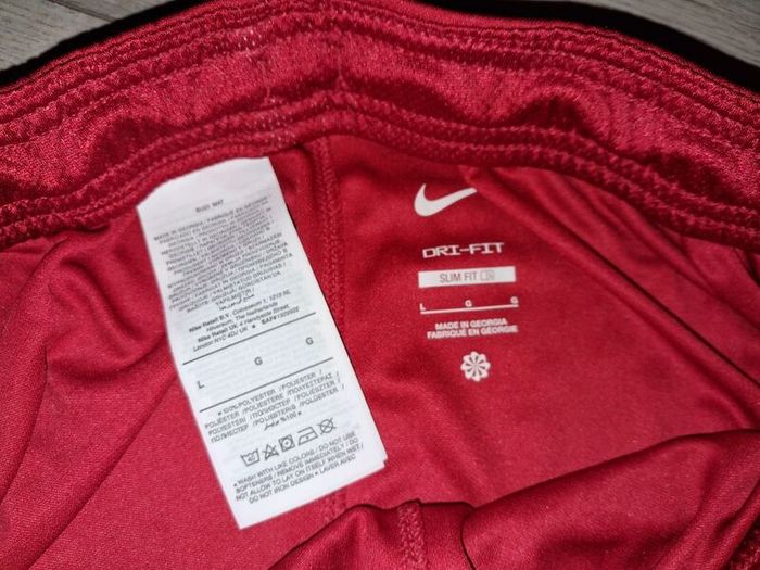 Brand New Liverpool FC Stadium Home Shorts - Size - Large - RRP - 44.99 - Open To Offers!!