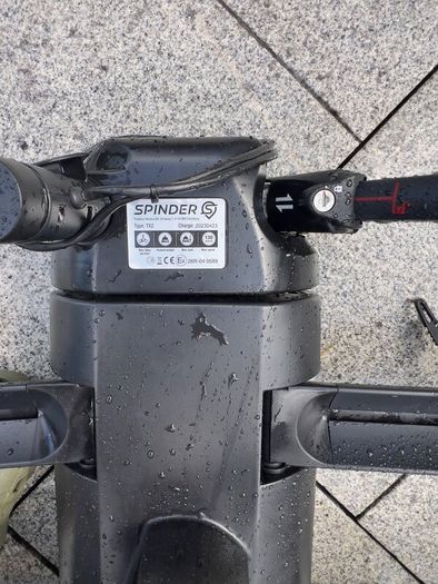 Tow bar mounted bike carrier