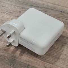Apple Power Adapter