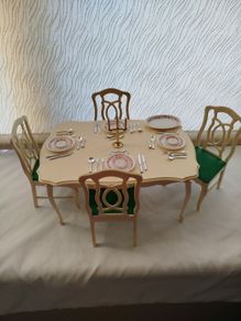 Sindy dining room set