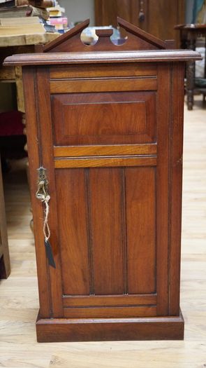 Victorian Mahogany Bedside Cabinet