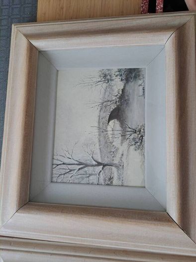 Free picture frames