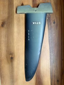 Windsurfing fin