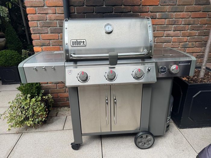 WEBER stainless Genesis II LX S-340 GBS Gas Grill