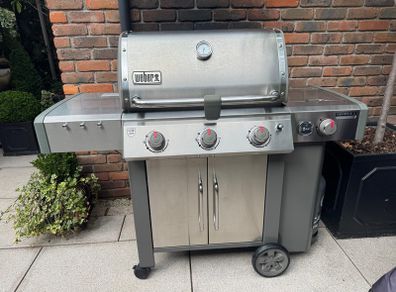 WEBER stainless Genesis II LX S-340 GBS Gas Grill
