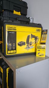STANLEY Fatmax V20 Jigsaw kit includes 2 x 2ah 18v batteries, charger and DeWalt blades