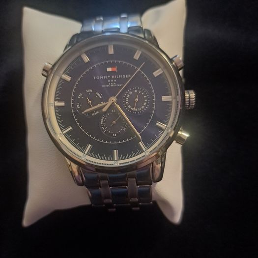 Watch Tommy Hilfiger mens