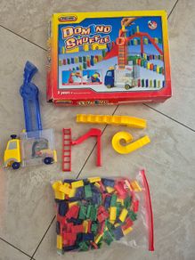 Domino shuffle