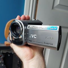 JVC GZ-MG332 Retro Y2K Camcorder Video Camera