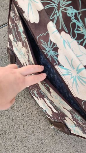 Large suitcase, good condition