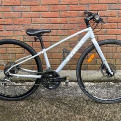 Trek FX2 Disc Hybrid Bike