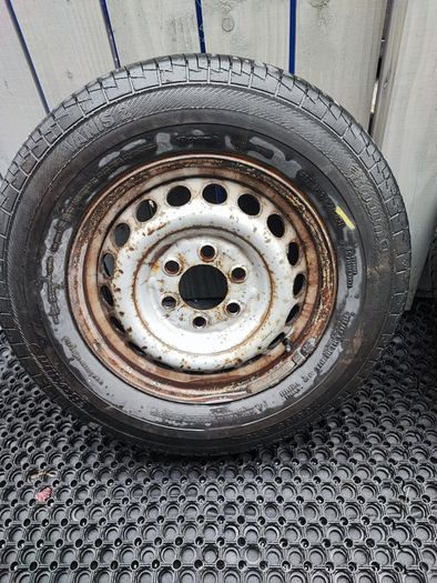 Mercedes Sprinter 2x wheels