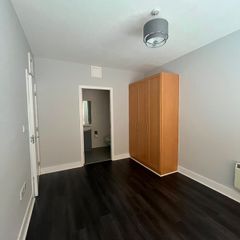 3 door wardrobe