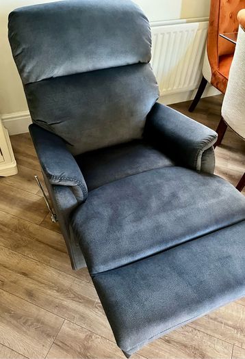 Brand New Recliner chair / Rocker Chair