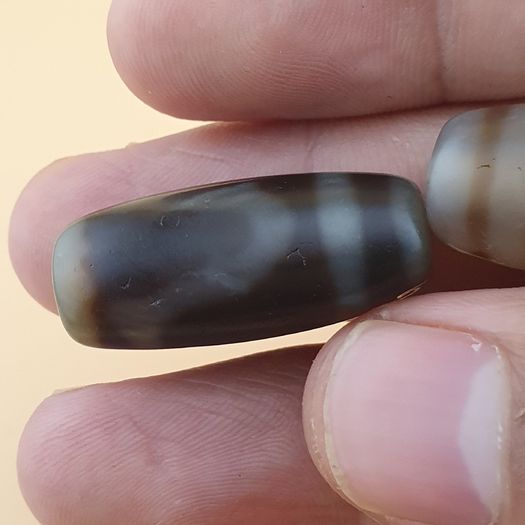 Vintage Himalayan Tibetan Unique Eyes Pattern Agate Dzi Beads  Lot of 3