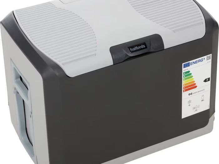 Electric cooler box