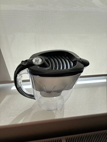Water filter jug