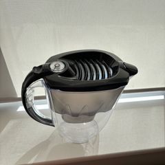 Water filter jug