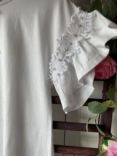 top savida x small white top with frill detail