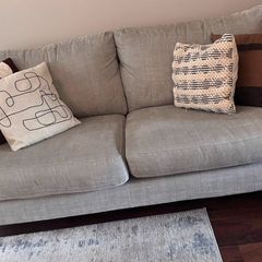 2.5 seater couch
