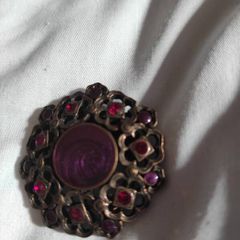 Scarf holder / brooch