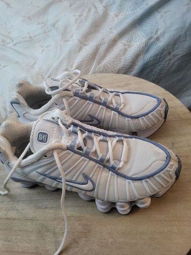 nike air shox size 3