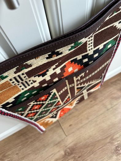 Brand new Saudi Arabia handmade woven shoulder bag with traditional Saudi embroidery, many pockets