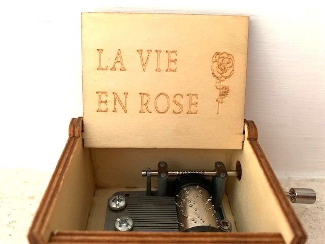 La vie en rose Music Box