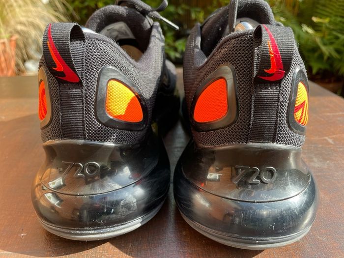 Nike Air Max 720 size 11