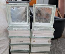 glass block 7.5"/19cm square x 10. 8cm thuck